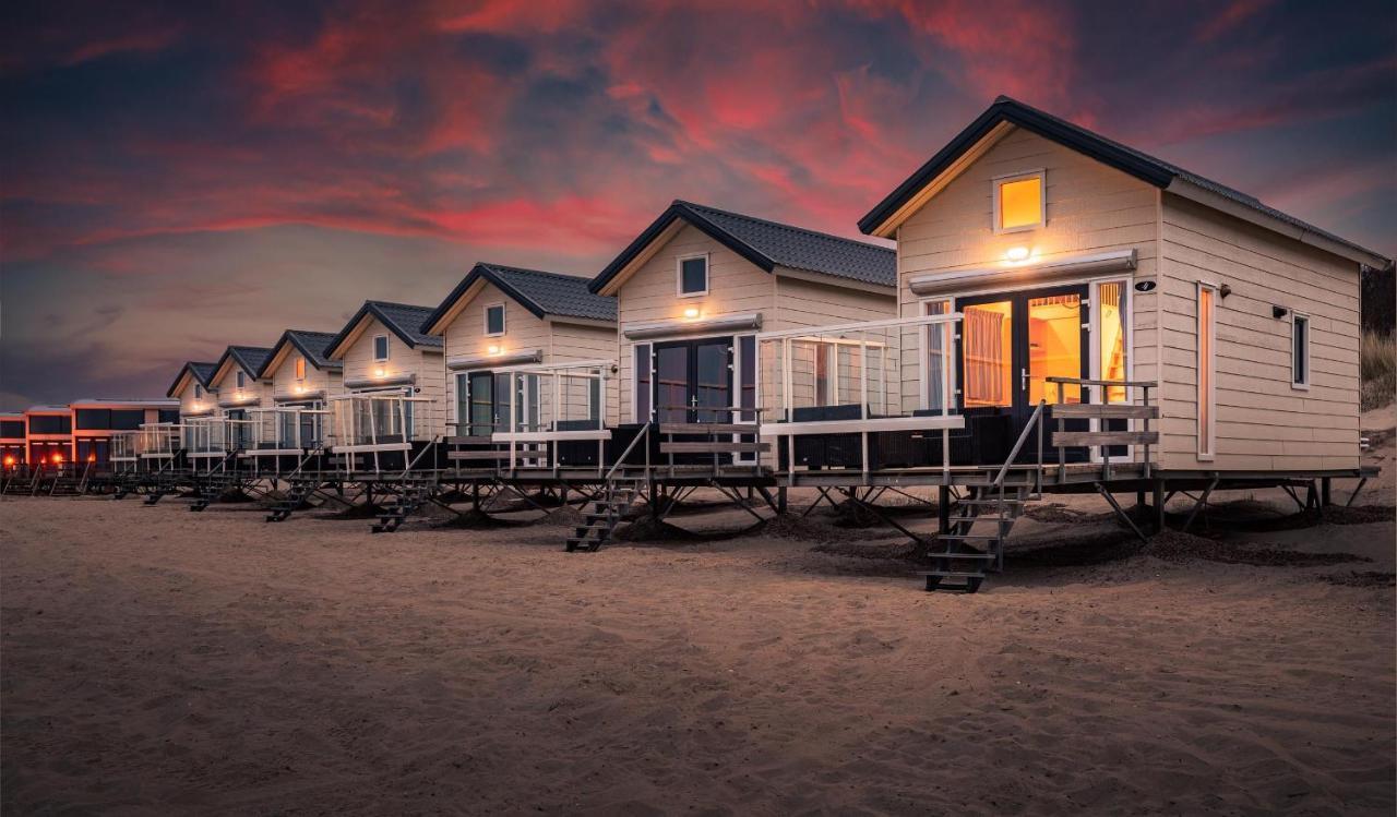 Strandbungalows Vrouwenpolder Exterior photo